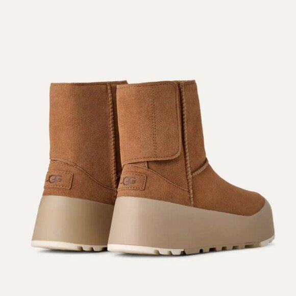 🇨🇦 UGG Women's Classic StreetScape - Picture 3 of 6
